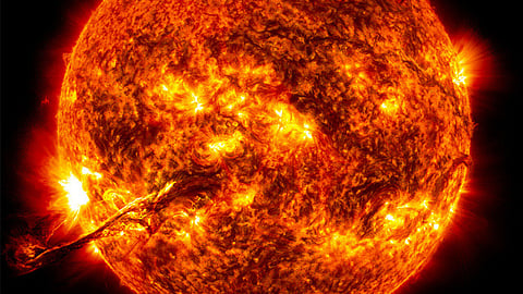 Dentro de 5 mil millones de años, el Sol aumentará 100 veces de tamaño y será más brillante