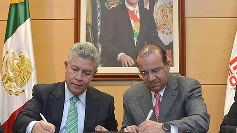 Se anunció un incremento anual de 3.8 por ciento al salario y prestaciones