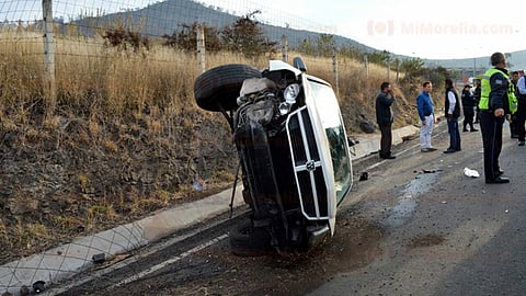 En este último suceso un coche volcó y atropelló a un peatón
