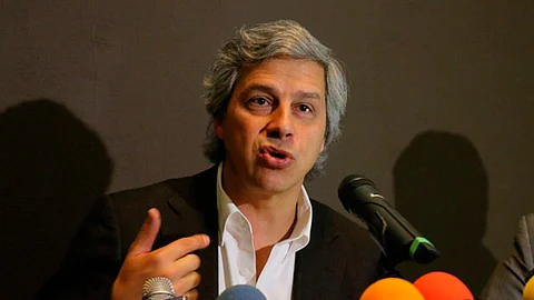 Maestros que no acudan a evaluación, tienen que ser suspendidos: Claudio X