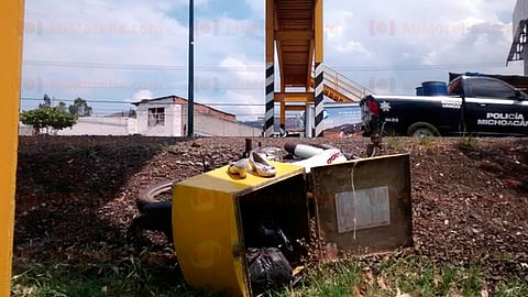 La transeúnte y el motociclista resultaron heridos y fueron hospitalizados