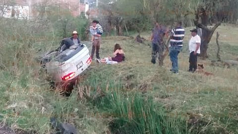 La mujer herida es Paola Estefanía T., de 23 años de edad (Foto: RED113)