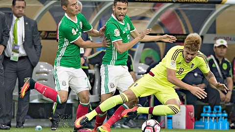 México cae ante Venezuela 1-0 al medio tiempo en Copa América