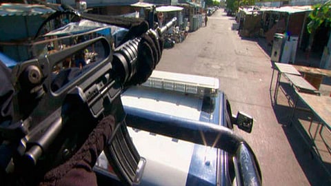 El hurto fue con violencia y la unidad que fue quitada a su chofer es una de la marca Kenworth