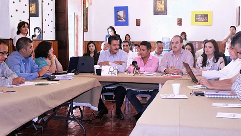 Para hacer posibles estas obras, se propone que se busquen recursos ante instancias internacionales