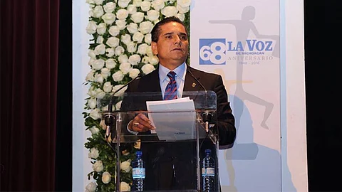 El Ejecutivo acudió a la conmemoración del 68 aniversario de La Voz de Michoacán