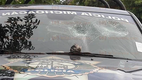 Liberaron a los educadores detenidos y antes de retirarse apedrearon una Patrulla de la SP