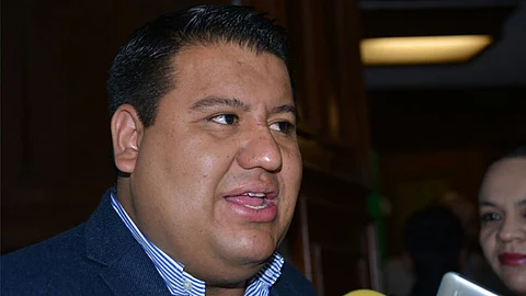El Sol Azteca no debe volver a hacerle el juego sucio al PRI, dijo el legislador (Foto: ACG)