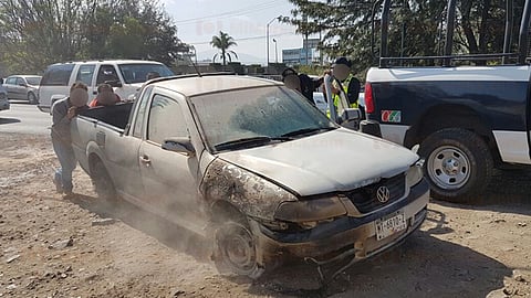 La unidad quedó calcinada parcialmente de la parte delantera