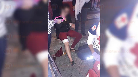 El ladrón la interceptó a bordo de una bicicleta