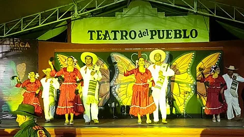 Disfrutan miles de visitantes el primer fin de semana de la Feria Monarca 2017