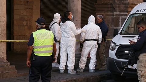 Video: Hallan cadáver con lesiones de arma blanca en los portales del centro histórico