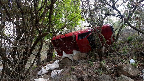 El percance se dio a unos dos kilómetros de la entrada a Santiago Undameo