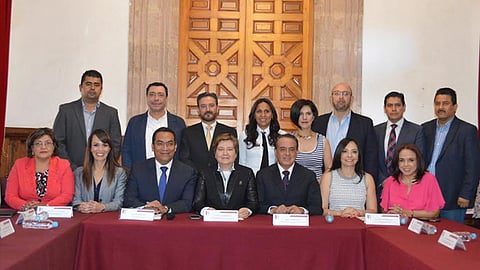 Es necesario tomar la delantera y explotar lo más pronto posible las condiciones tan generosas que presenta el puerto, señaló Pascual Sigala