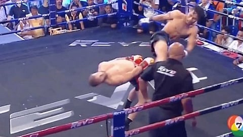 Video: Un peleador de muay thai esquiva una patada al estilo Matrix