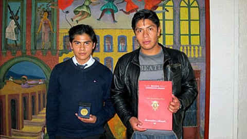 Los estudiantes ganaron el proyecto innovador (Foto: Conacyt)