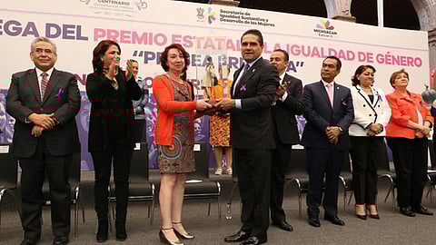 Aureoles Conejo llamó a brindar reconocimiento social a las mujeres (Foto: @Silvano_A)