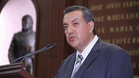 El diputado local y secretario de la mesa directiva, se pronunció por dar celeridad al proyecto ejecutivo del tramo de la carretera Morelia-Uruapan, y concluirla hasta L.C