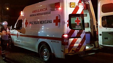 En asalto le dan tres tiros a hombre en la calle Cuautla