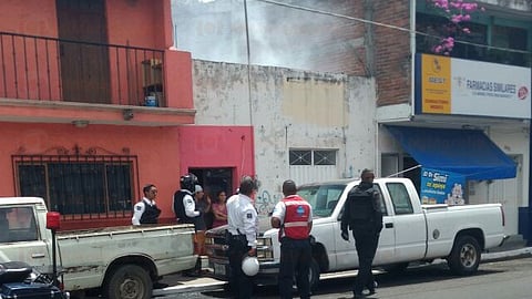 Vecinos de la zona observaron que del domicilio salía una gran cantidad de humo