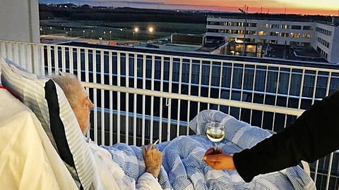 La conmovedora imagen tiene hasta el momento al menos 60 mil likes (Foto: Facebook / Aarhus Universitetshospital)