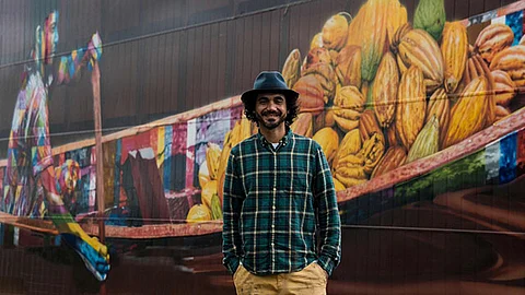 El artista brasileño Eduardo Kobra creó el “graffiti más grande del mundo”, realizado sobre una superficie de casi 6 mil metros cuadrados (Foto: Nelson Almeida)