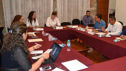 Los diputados y la delegada hicieron un análisis de los avances en la entidad (Foto: Cortesía)