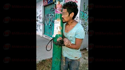 El tipo fue entregado a la Policía