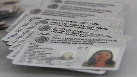 Reimprimirán credenciales de elector de damnificados por huracán Otis en Guerrero