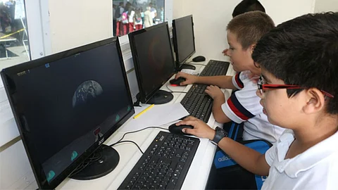 Según la ENDUTIH 2016, hay poco más de 220 mil pequeños que utilizan computadoras en la entidad (Foto: ACG)