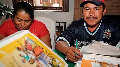 En el estado, 48% de las personas mayores de 15 años no terminaron la primaria (Foto Archivo)