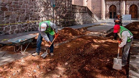La obra dejará menos lugar para estacionarse, señalan (Foto Archivo)