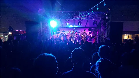Qué rica noche para tocar en Morelia, lanzó Yayo al público capitalino (Foto: Cortesía)