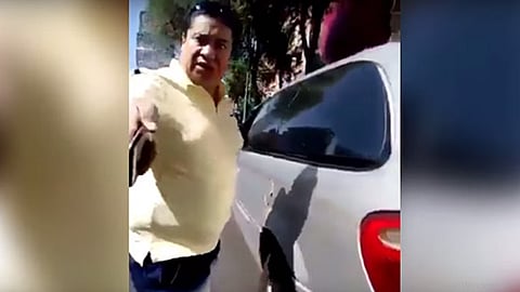 #LordApolo amenazó con despedir al elemento, aunque la dependencia negó exista parentesco con los mandos de la secretaría (Foto: YouTube)