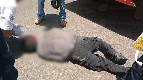 El percance fue la tarde de este viernes, a la altura de la Bodega Aurrera “Tres Puentes”