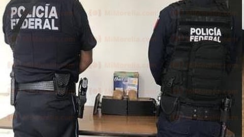 Estaba al interior de dos bocinas