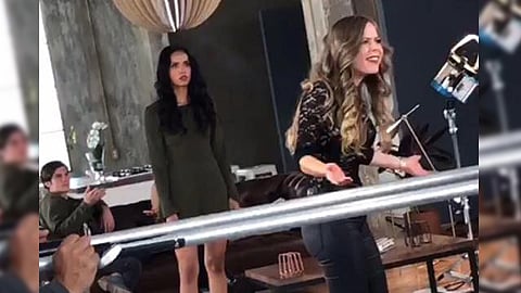 Video: #LadyPrieta humilla a extra en set de grabación