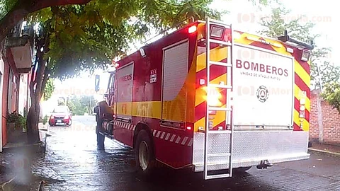 Más de 25 bomberos atendieron diversos incidentes en la capital (Foto: RED 113)