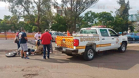 Bomberos locales y rescatistas de CR le brindaron los primeros auxilios al afectado (Foto: RED 113)