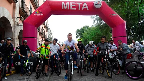 Se dieron cita una gran cantidad de ciclistas morelianos (Foto: Cortesía)