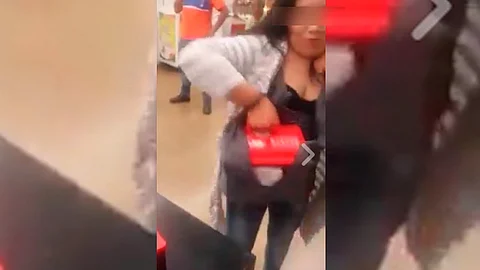 No se sabe la fecha ni ubicación de la tienda donde se grabó el hecho (Fotograma: Facebook)