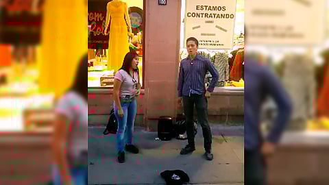 Sólo en Facebook el video suma más de un millón 900 mil reproducciones (Fotograma: Facebook)