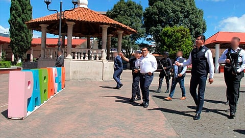 Este despliegue de la Policía Michoacán es encabezado por el titular de la SSP, Juan Bernardo Corona Martínez (Foto cortesía)