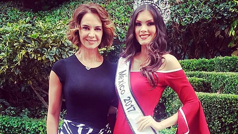 Lupita conserva los derechos para ser ella la que envíe a la mexicana a Miss Universo (Foto Facebook: Mexicana Universal Organización)