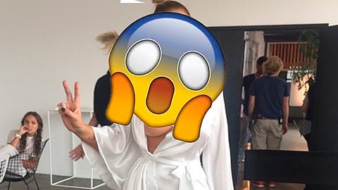 La foto se tomó luego de Sia terminó de dirigir su película (Foto Instagram: thetonyabrewer)