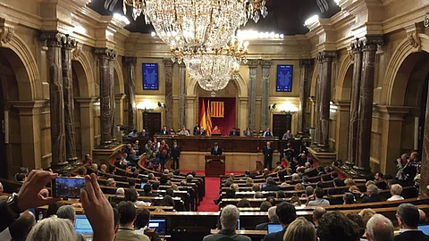 Sin embargo, propuso dejar en suspenso la declaración de independencia durante semanas (Foto: @govern)