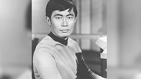 George Takei manifestó una respuesta mediante su cuenta de Twitter al día siguiente por la mañana negando los hechos (Foto: Wikimediacommons)
