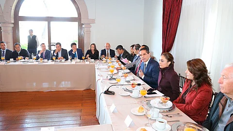 Michoacán podrá ampliar sus lazos comerciales con este país de Asia, subraya Silvano Aureoles Conejo en encuentro con representantes de medios de comunicación (Foto: Cortesía)