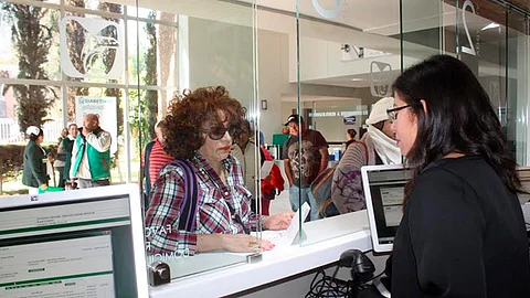 El director general del Seguro Social, Mikel Arriola, informó que con ello se eliminan cinco millones de visitas al año a las ventanillas del instituto (Foto: Cortesía)