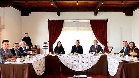 El gobernador de Michoacán se reunió con legisladores de diversos partidos políticos (Foto: Cortesía)